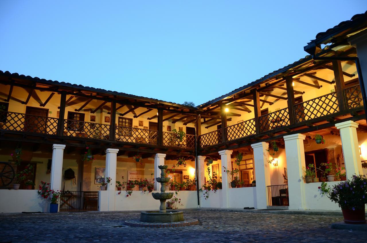 Hacienda San Isidro Trails & Experiences Hotel Cotacachi Exterior photo